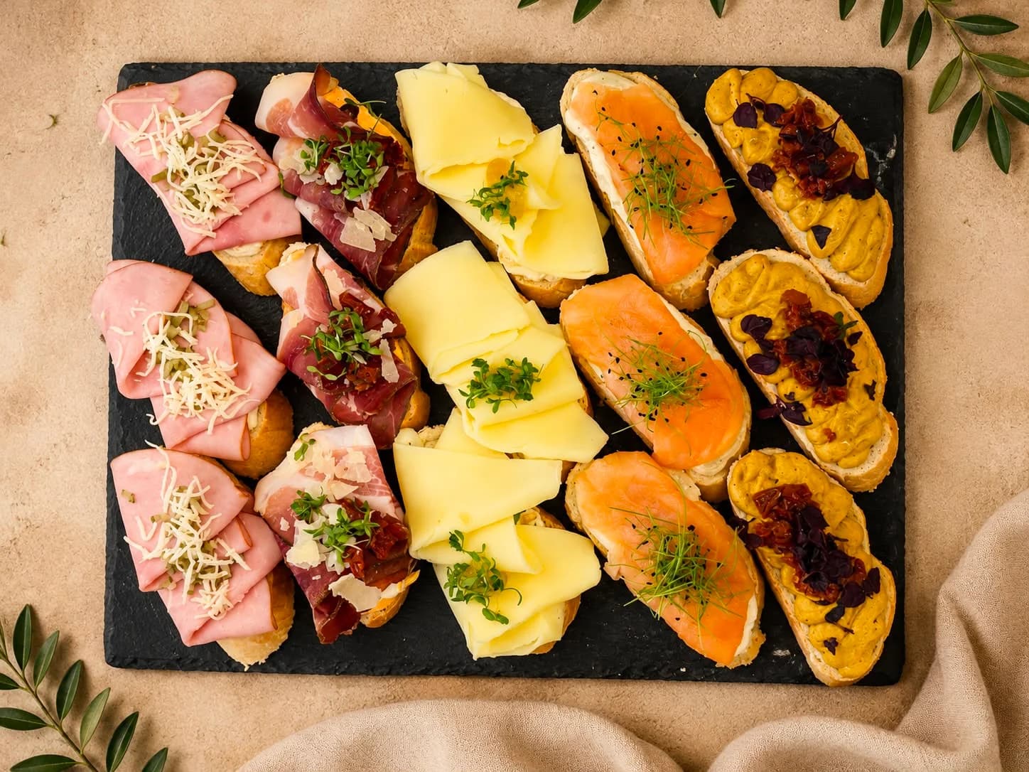 Produktbild von Sandwich Box Mix Schweinfleischfrei (Weissbrot)
